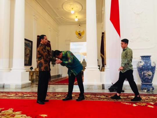 Gaya Egy Maulana saat dipanggil Jokowi ke Istana