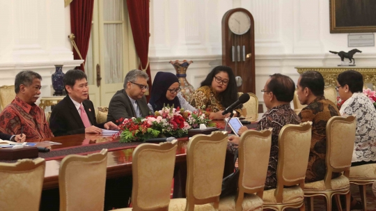 Suasana pertemuan Jokowi dengan Sekjen Asean di Istana