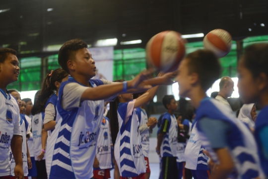 Semangat anak-anak ikuti pembinaan Jr NBA Indonesia