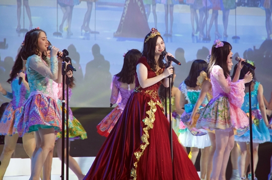 Melihat serunya konser kelulusan Melody JKT48