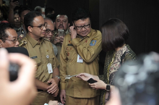 Mendagri dan Gubernur DKI tinjau layanan e-Samsat di Mapolda Metro Jaya