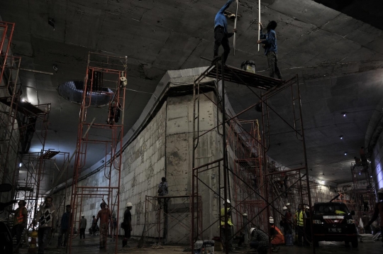 Menelusuri underpass Matraman yang bercabang dua