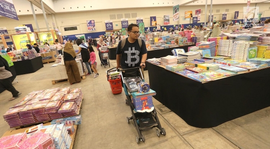 Big Bad Wolf manjakan pecinta buku dengan diskon besar