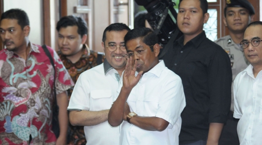 Kesetiaan Deisti temani Setya Novanto jalani sidang tuntutan