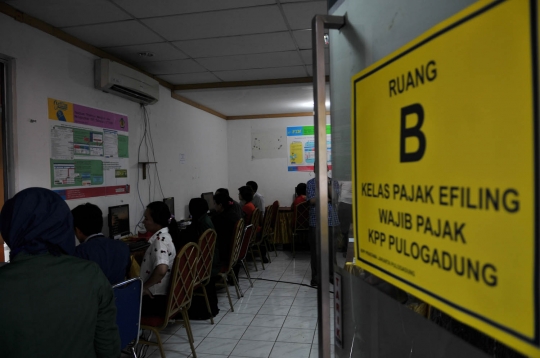 Jelang batas akhir, warga serbu kantor pajak untuk lapor SPT