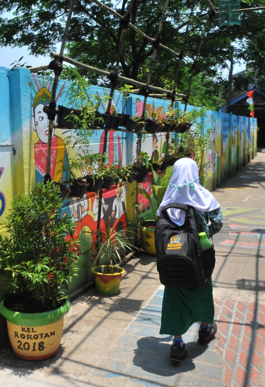Warna-warni Gang Mural di sudut Jakarta