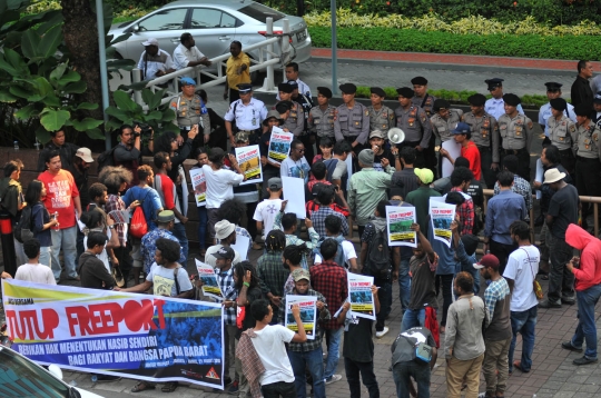 Aksi masyarakat Papua tuntut Freeport ditutup