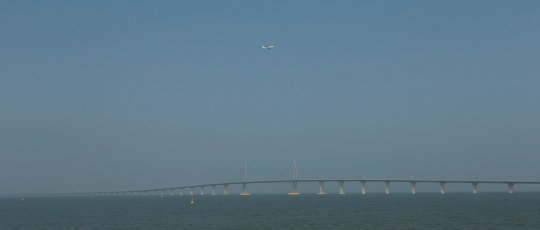 Jembatan lintas laut terpanjang dunia segera dibuka, begini penampakannya