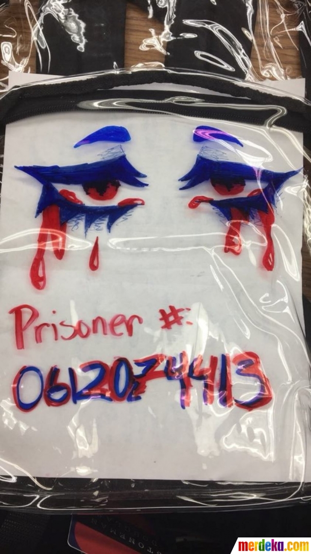 Foto : Cegah penembakan, tas ransel transparan dibagikan 