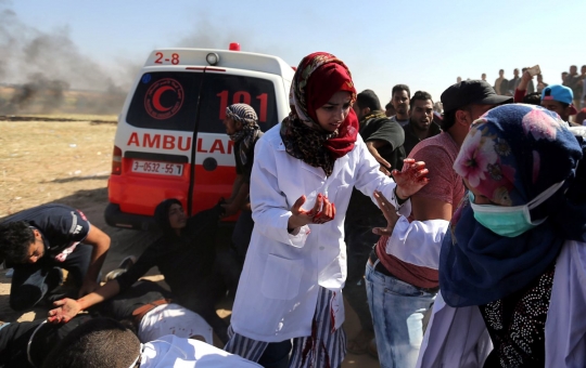 Perjuangan paramedis Palestina di tengah bentrokan
