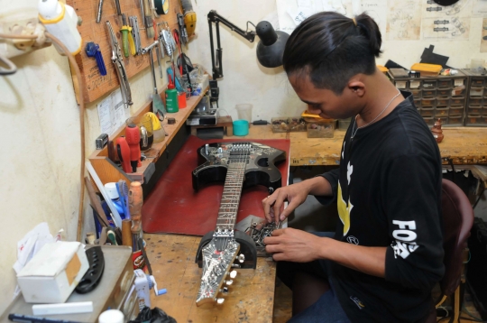 Kreasi gitar Ciputat karya anak bangsa yang mendunia