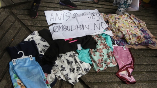 Tuntut keadilan, PKL Tanah Abang gelar lapak di Ombudsman
