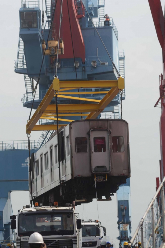 Tambah armada, KRL datangkan 10 gerbong kereta dari Jepang