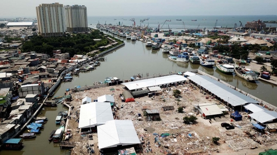 Menengok shelter Kampung Aquarium dari ketinggian