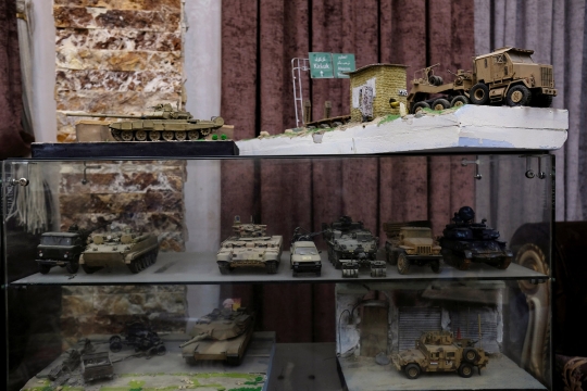 Kreatif, mantan tentara Irak abadikan perang Mosul dalam diorama