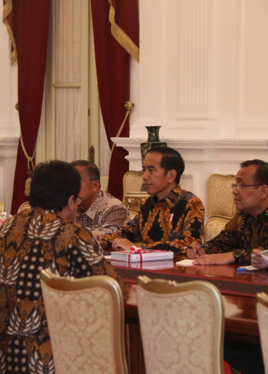 Jokowi terima IHPS II 2017 dari BPK