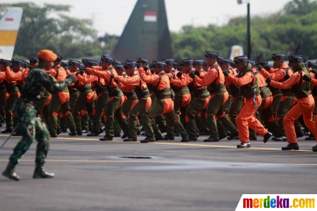 Foto : Peringatan HUT ke-72 TNI AU di Halim merdeka.com