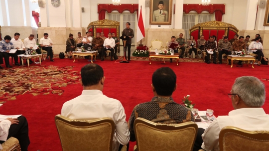 Pimpin sidang kabinet, Jokowi bahas prioritas nasional tahun 2019