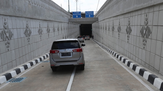 Ini penampakan underpass Matraman bercabang dua