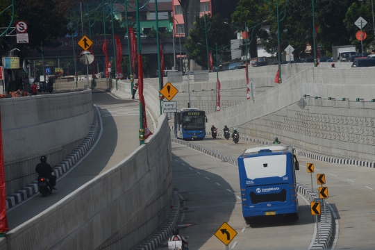 Melihat penampakan Underpass Mampang-Kuningan saat uji coba