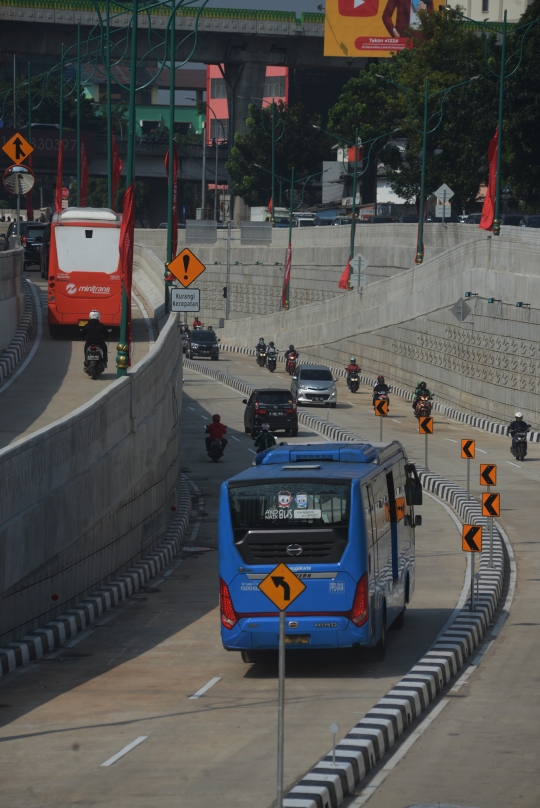 Melihat penampakan Underpass Mampang-Kuningan saat uji coba