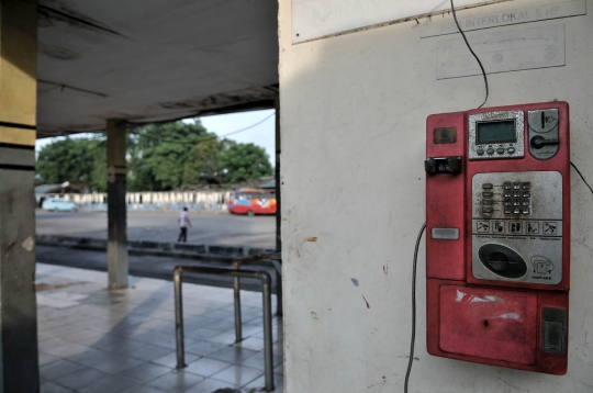 Terminal Pulogadung dan Rawamangun semakin sepi dan usang