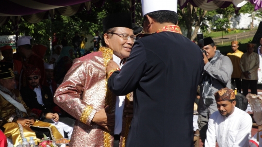 Rizal Ramli mendapat gelar kehormatan dari Kesultanan Tidore