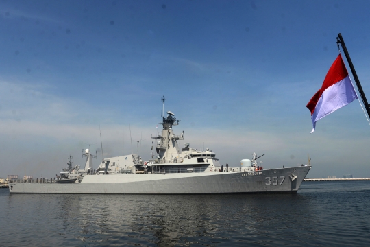 Ini kapal perang KRI Bung Tomo & KRI Jhon Lie yang akan perkuat Koarmabar