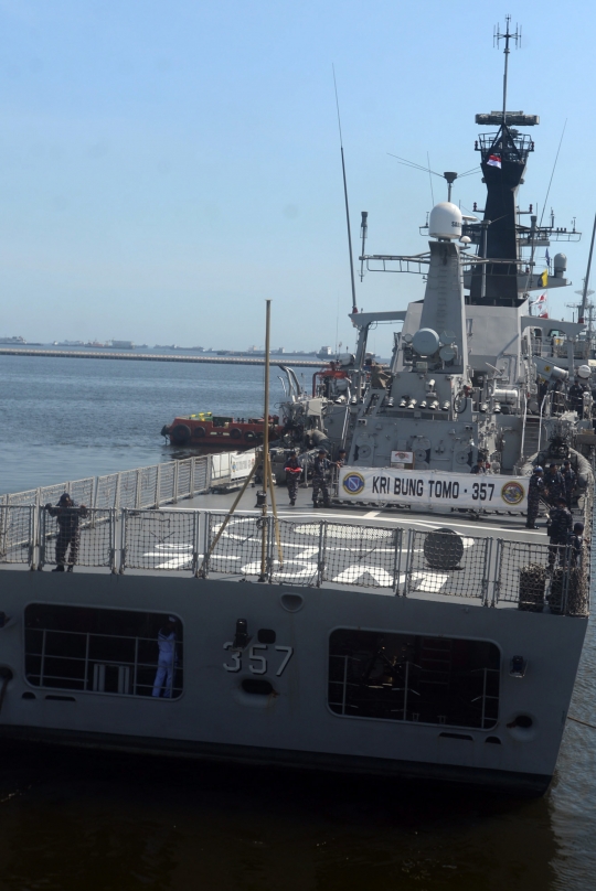 Ini kapal perang KRI Bung Tomo & KRI Jhon Lie yang akan perkuat Koarmabar