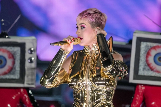 Penampilan Katy Perry saat menggebrak panggung Indonesia