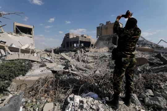 Pusat penelitian ilmiah Suriah hancur usai di rudal AS