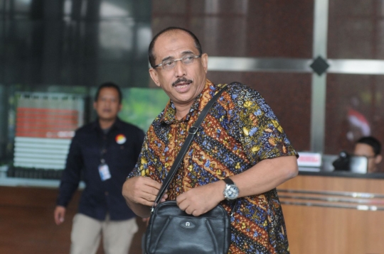 Bertemu tim penyidik KPK, mantan anggota DPR ini akan diperiksa untuk kasus E-KTP