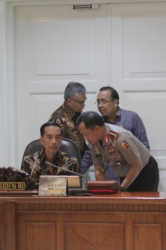Bahas pengadaan rumah PNS, Jokowi rapat dengan sejumlah Dirut Bank