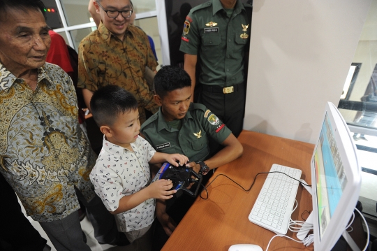 Melihat pelatihan calon pilot di pabrik drone pertama di Indonesia