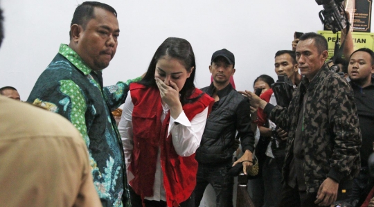 Gaya Jennifer Dunn kembali ikuti sidang lanjutan kasus narkoba