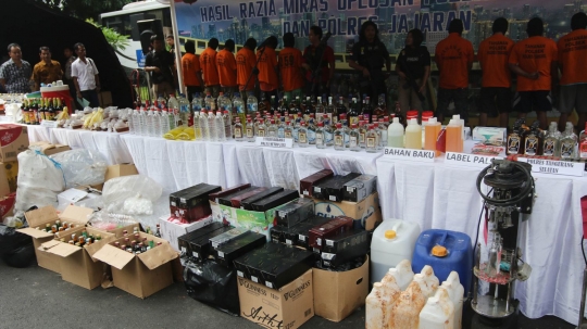 Ini 39.834 botol Miras oplosan hasil operasi Polda Metro selama 3 minggu