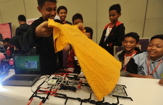 Antusiasme ratusan murid TK hingga SMA ikut kompetisi robot IYRC