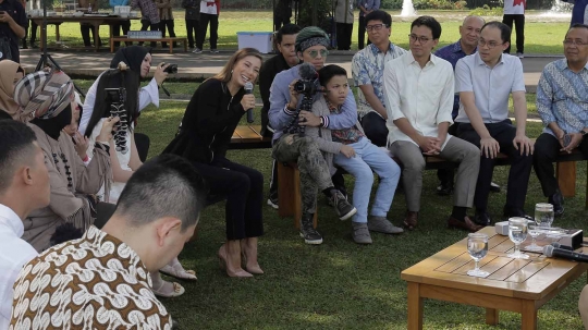 Jokowi ngobrol santai bareng kreator konten XYZ 2018 di Istana Bogor