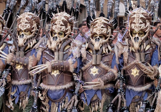 Geliat meriahnya Festival Moor di Spanyol
