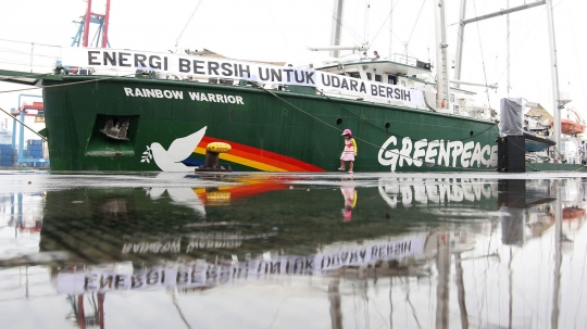 Melihat lebih dekat kapal Rainbow Warrior milik Greenpeace