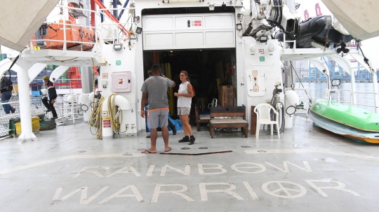 Melihat lebih dekat kapal Rainbow Warrior milik Greenpeace