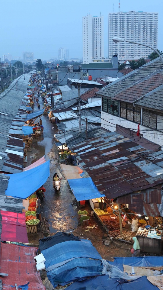 Penggusuran Pasar Kemiri Muka di Depok ditunda