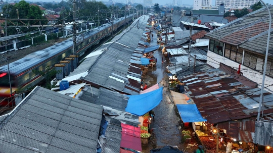 Penggusuran Pasar Kemiri Muka di Depok ditunda