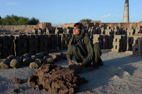 Derita gadis 18 tahun Afghanistan dipaksa jadi anak laki-laki