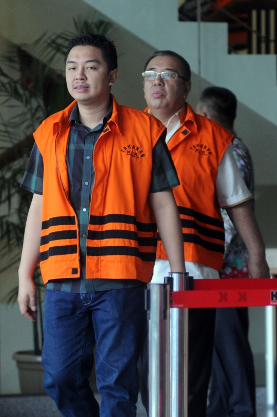 Wali Kota Kendari dan Cagub Sultra usai jalani pemeriksaan lanjutan