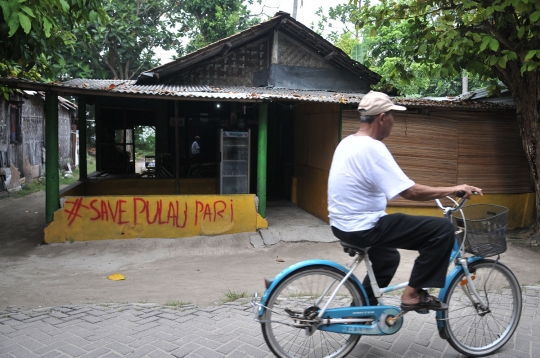 Coretan protes warga tolak sengketa lahan hiasi Pulau Pari