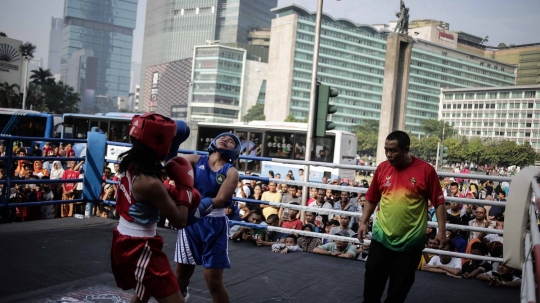 Jelang Asian Games, pertandingan tinju dadakan digelar di Car Free Day