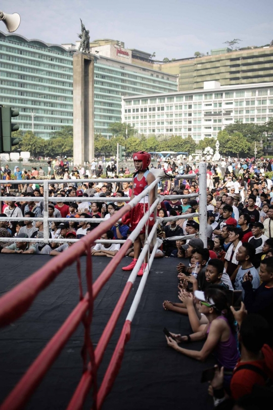 Jelang Asian Games, pertandingan tinju dadakan digelar di Car Free Day