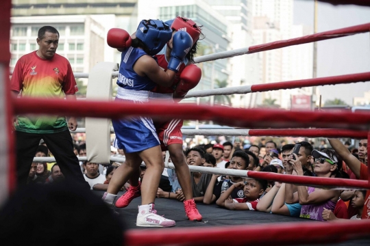 Jelang Asian Games, pertandingan tinju dadakan digelar di Car Free Day