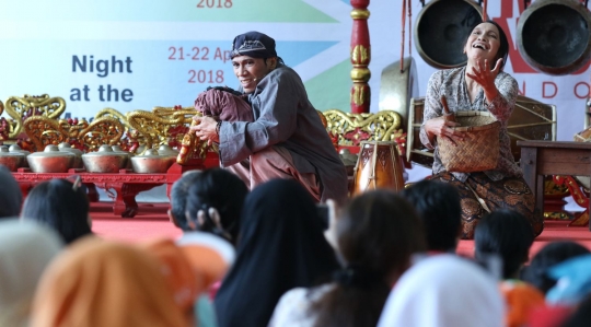 Teater Koma ajarkan sejarah lewat Dongeng